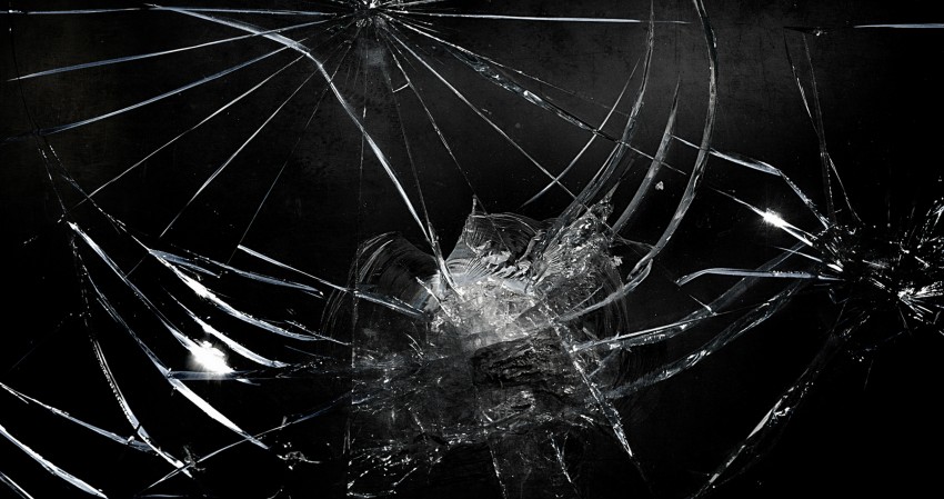 Fake Laptop Computer Broken Screen HD Background
