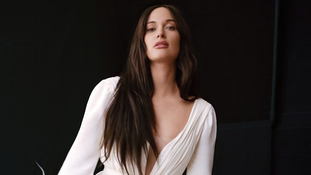 HD Kacey Musgraves Elle Picture Wallpaper Background