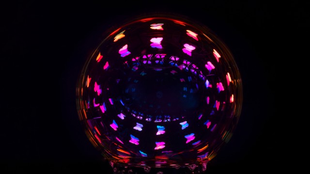 Encircled Crystal Picture Wallpaper Background