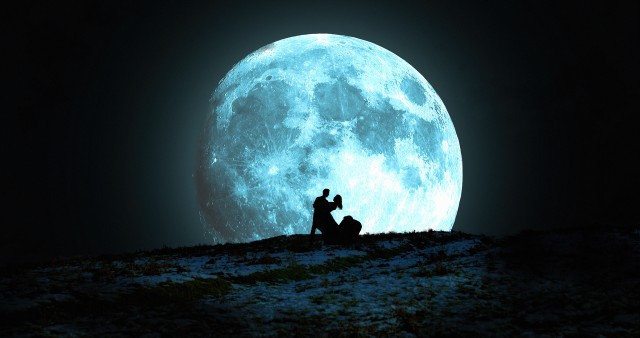 Lovers Moon Romance HD Wallpaper Background