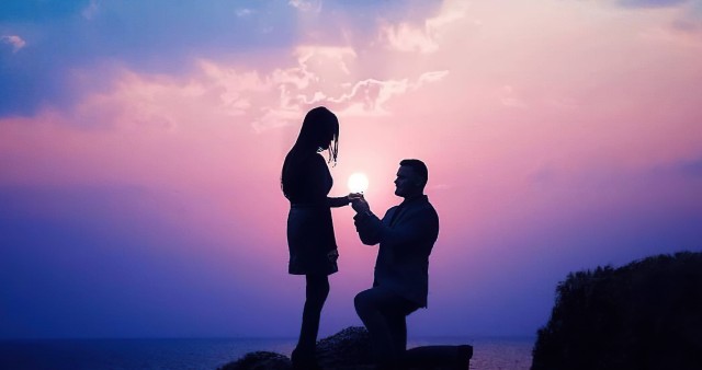 HD Valentine Proposal Picture Wallpaper Background