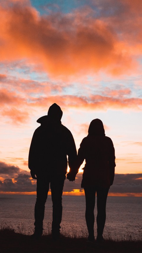 4k Mobile Couple Holding Hand Wallpaper